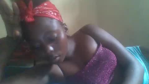 Snapshot of hornygal001 chatting on 12-21-24, 11:22 hornygal001 online show from 12-21-24, 11:22