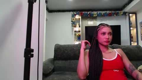 hornygirl_20000 online show from 03-18-26, 04:59