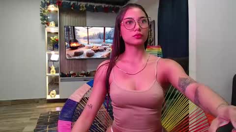 Snapshot of hornygirl_20000 chatting on 04-24-26, 06:38 hornygirl_20000 online show from 04-24-26, 06:38