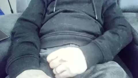 Snapshot of hornyguy73uk chatting on 01-12-25, 12:18 hornyguy73uk online show from 01-12-25, 12:18