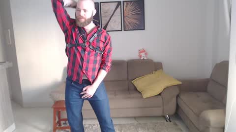 Snapshot of hornyhairy_bi chatting on 01-21-25, 09:25 Harry online show from 01-21-25, 09:25