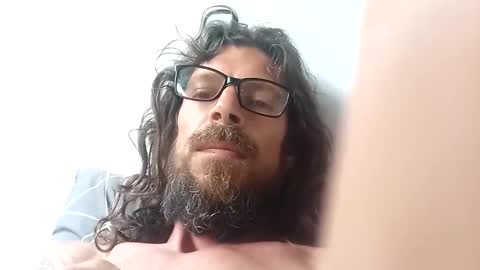 Snapshot of hornyhippies0080 chatting on 10-26-25, 06:08 Nix  D online show from 10-26-25, 06:08