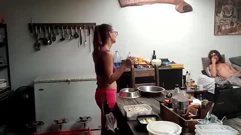 Nix  D online show from 11-04-25, 06:01