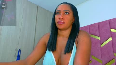 Snapshot of hornyhousekeeper_ chatting on 05-02-26, 10:53 Valentina online show from 05-02-26, 10:53
