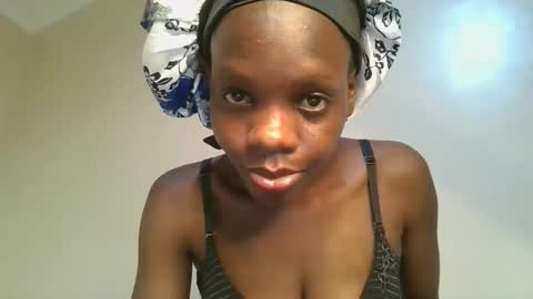 Snapshot of hornylittleprinces chatting on 10-05-25, 07:12 Princes online show from 10-05-25, 07:12