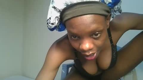 Snapshot of hornylittleprinces chatting on 10-08-25, 01:03 Princes online show from 10-08-25, 01:03
