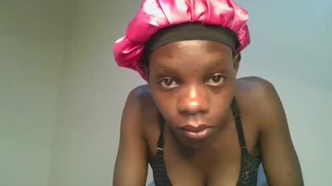 Snapshot of hornylittleprinces chatting on 10-09-25, 03:26 Princes online show from 10-09-25, 03:26