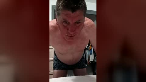 hornyman6942842 online show from 07-12-26, 01:40