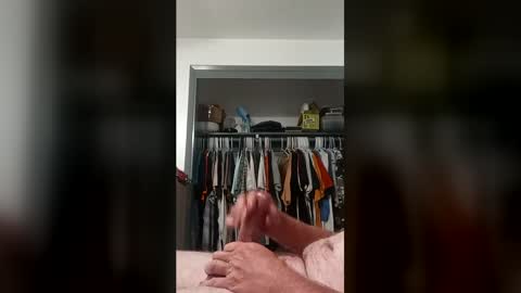 hornyman6942842 online show from 08-04-26, 09:28