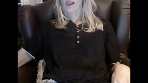 Snapshot of hornyssima chatting on 09-13-25, 08:19 Hornyssima online show from 09-13-25, 08:19