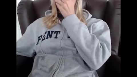 Snapshot of hornyssima chatting on 10-10-25, 01:10 Hornyssima online show from 10-10-25, 01:10