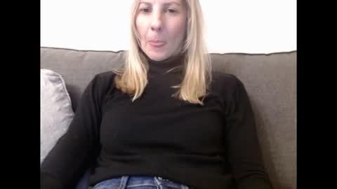 Snapshot of hornyssima chatting on 01-14-26, 04:56 Hornyssima online show from 01-14-26, 04:56