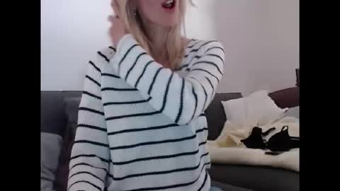 Hornyssima online show from 04-30-26, 04:24