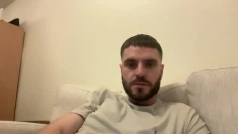 Snapshot of hornytom27 chatting on 12-28-24, 01:50 Horny247 online show from 12-28-24, 01:50