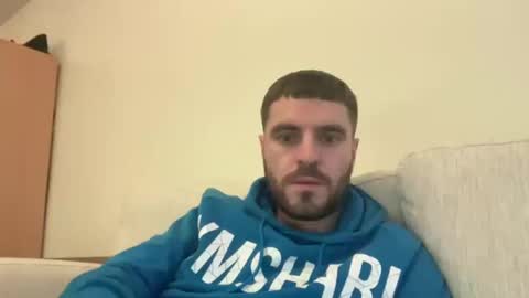 Snapshot of hornytom27 chatting on 01-25-25, 12:26 Horny247 online show from 01-25-25, 12:26