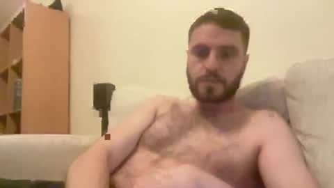 Snapshot of hornytom27 chatting on 02-08-25, 01:33 Horny247 online show from 02-08-25, 01:33