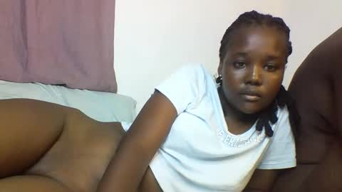 Snapshot of hornyy_cutie chatting on 10-12-25, 08:19 Its Cora online show from 10-12-25, 08:19