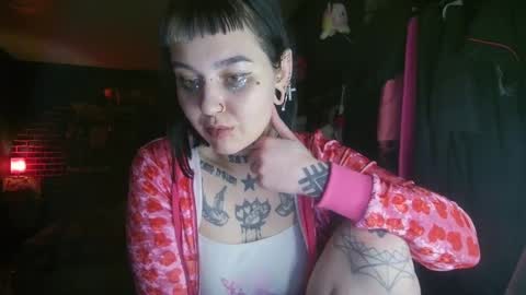 Snapshot of horror_circus chatting on 01-08-25, 06:41 Messalina Horror online show from 01-08-25, 06:41