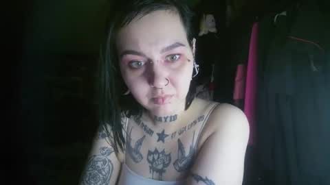 Snapshot of horror_circus chatting on 01-10-25, 06:28 Messalina Horror online show from 01-10-25, 06:28