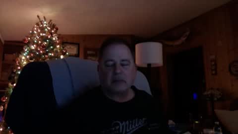 Snapshot of horsebigballs chatting on 01-18-25, 05:52 horsebigballs online show from 01-18-25, 05:52