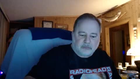 Snapshot of horsebigballs chatting on 02-02-25, 04:15 horsebigballs online show from 02-02-25, 04:15