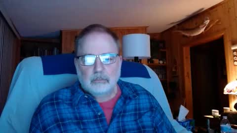 Snapshot of horsebigballs chatting on 03-19-26, 02:15 horsebigballs online show from 03-19-26, 02:15