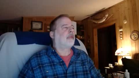 Snapshot of horsebigballs chatting on 03-21-26, 03:00 horsebigballs online show from 03-21-26, 03:00