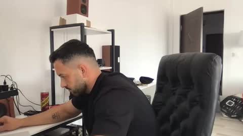 Chriss90 online show from 04-23-26, 08:24