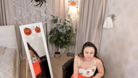 Hostia Milk NEXT STREAM  online show from 10-21-25, 02:23