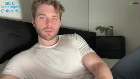 Snapshot of hot8pack01 chatting on 02-11-25, 10:07 Edward aka Wolf online show from 02-11-25, 10:07