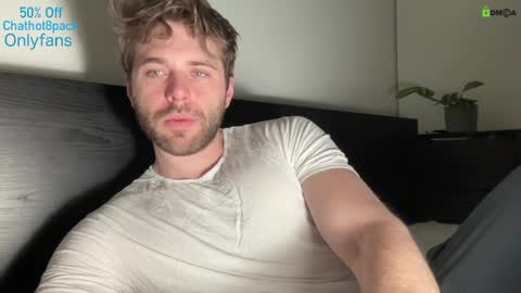 Snapshot of hot8pack01 chatting on 03-09-25, 10:08 Edward aka Wolf online show from 03-09-25, 10:08