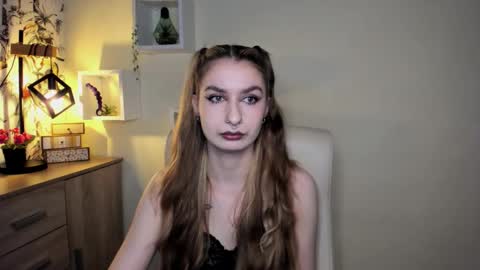 NINA online show from 11-21-25, 06:45