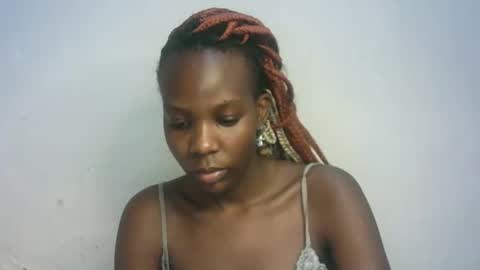 Snapshot of hot_berry2003 chatting on 01-24-25, 12:10 Millie online show from 01-24-25, 12:10