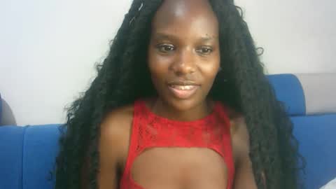 Snapshot of hot_berry2003 chatting on 09-12-25, 09:37 Millie online show from 09-12-25, 09:37