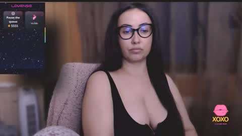 Snapshot of hot_big_ass chatting on 09-28-25, 08:03 v     online show from 09-28-25, 08:03