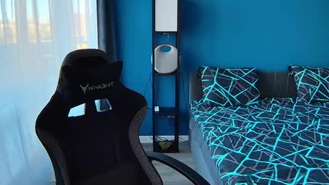 hot_cap_77 online show from 04-11-26, 01:37