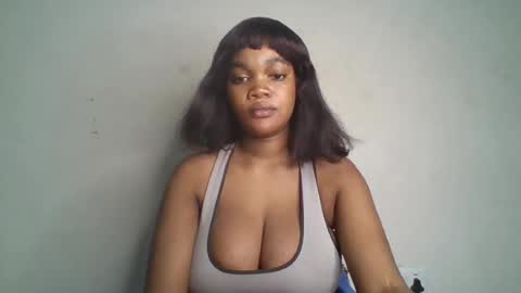 Snapshot of hot_choccoolate chatting on 07-18-26, 10:46 Zarah online show from 07-18-26, 10:46