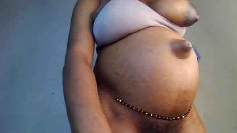 Snapshot of hot_choccoolate chatting on 07-23-26, 12:13 Zarah online show from 07-23-26, 12:13