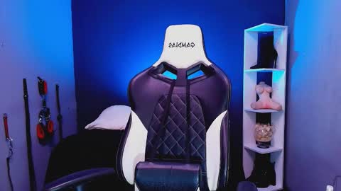 hot chocolate 4u online show from 11-04-25, 12:15