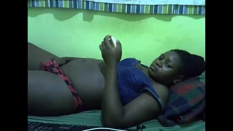 hot_girlly online show from 03-17-26, 07:06