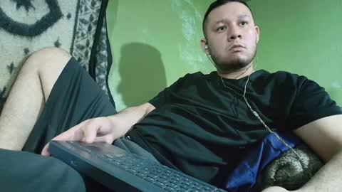 hot_guy36 online show from 11-14-25, 06:28
