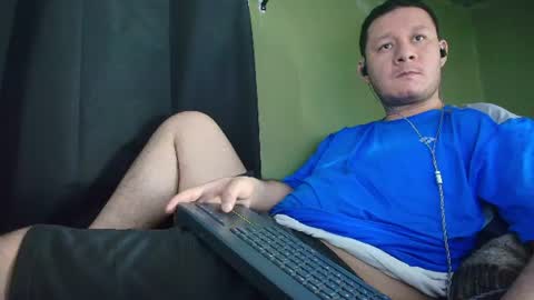 hot_guy36 online show from 07-31-26, 03:11