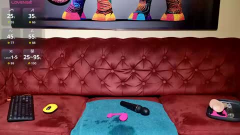 Snapshot of hot_hayde chatting on 05-30-26, 06:43 Aly online show from 05-30-26, 06:43