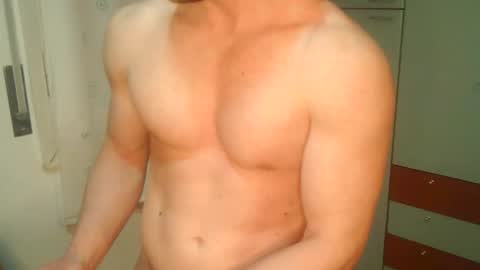 hot_italianboy online show from 03-12-26, 08:37