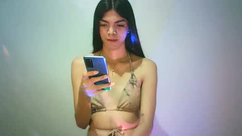 Snapshot of hot_keysha chatting on 01-15-26, 05:12 hot_keysha online show from 01-15-26, 05:12