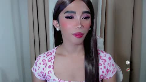 Snapshot of hot_khianna chatting on 07-24-26, 03:10 Khianna online show from 07-24-26, 03:10