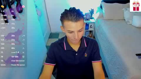 Snapshot of hot_latin_temptation chatting on 07-01-26, 10:28 Alejandro online show from 07-01-26, 10:28