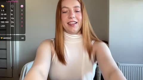 Snapshot of hot_lliinns chatting on 05-04-26, 06:42 Lina online show from 05-04-26, 06:42