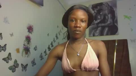 hot petite100 online show from 11-17-25, 09:31