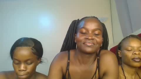 Petite online show from 07-06-26, 10:34